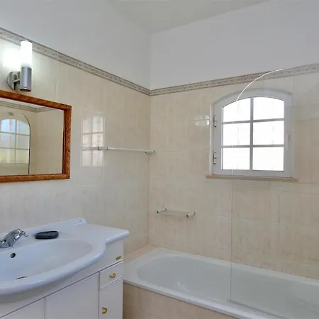 Den, Private Pool Villa, Sleeps 6 Adults And 2 Children, Cd 304 - Cleverdetails * Vilamoura