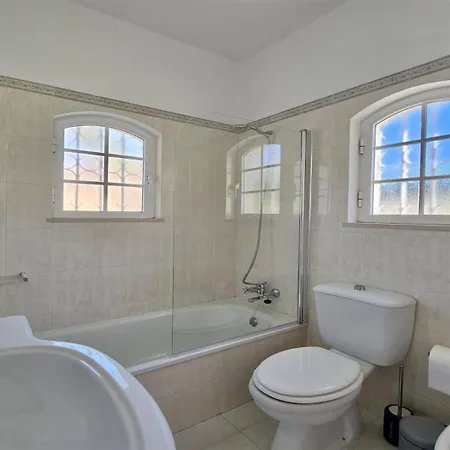 Den, Private Pool Viilla, Sleeps 6 Adults And 2 Children, Cd 304 - Cleverdetails