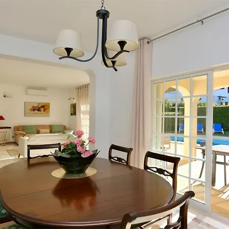 Villa Den, Private Pool Viilla, Sleeps 6 Adults And 2 Children, Cd 304 - Cleverdetails