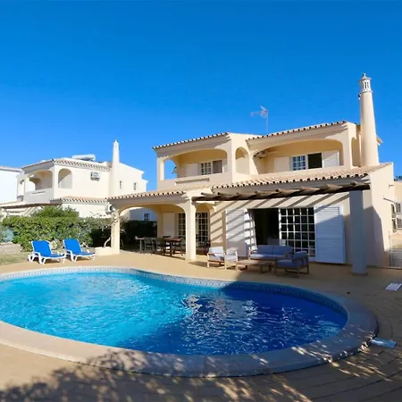 Villa Den, Private Pool Viilla, Sleeps 6 Adults And 2 Children, Cd 304 - Cleverdetails *