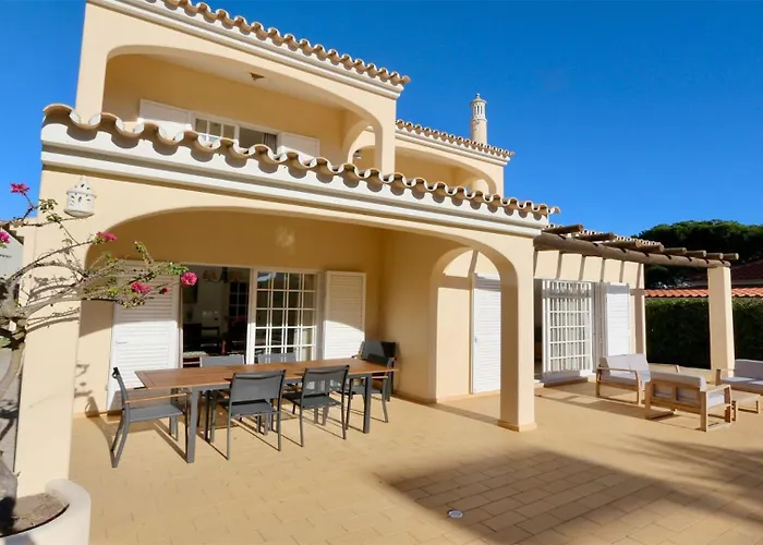 Den, Private Pool Villa, Sleeps 6 Adults And 2 Children, Cd 304 - Cleverdetails *