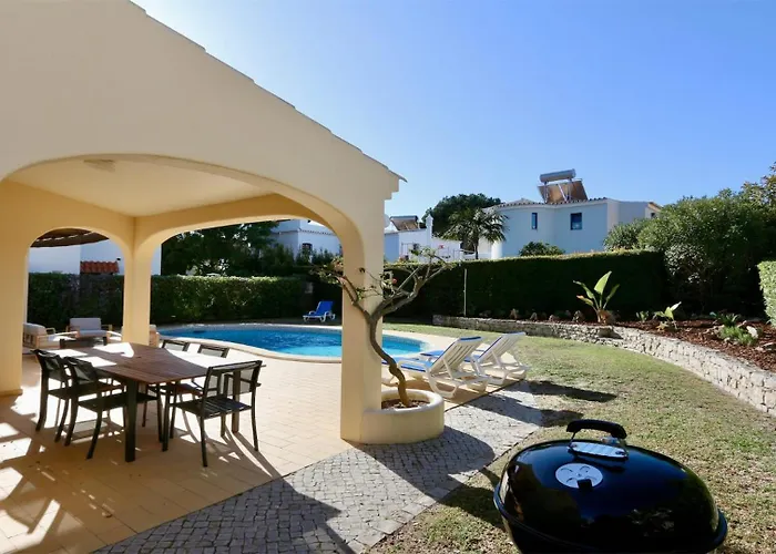 Den, Private Pool Villa, Sleeps 6 Adults And 2 Children, Cd 304 - Cleverdetails