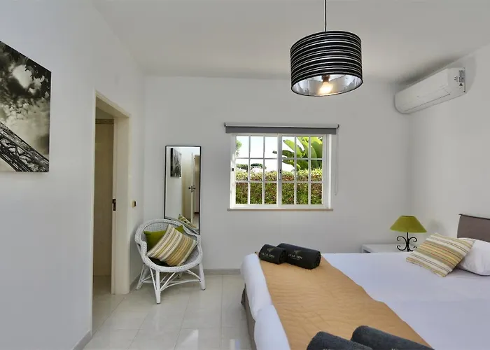 Den, Private Pool Villa, Sleeps 6 Adults And 2 Children, Cd 304 - Cleverdetails Vilamoura