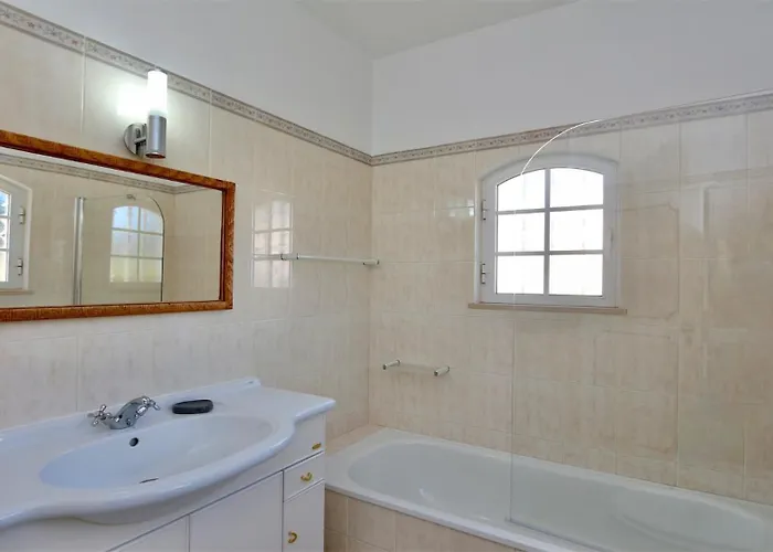 Den, Private Pool Villa, Sleeps 6 Adults And 2 Children, Cd 304 - Cleverdetails * Vilamoura