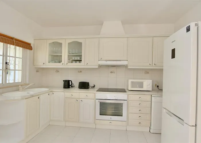 Den, Private Pool Villa, Sleeps 6 Adults And 2 Children, Cd 304 - Cleverdetails Villa