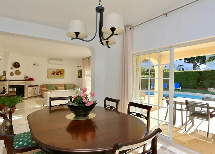 Villa Den, Private Pool Villa, Sleeps 6 Adults And 2 Children, Cd 304 - Cleverdetails
