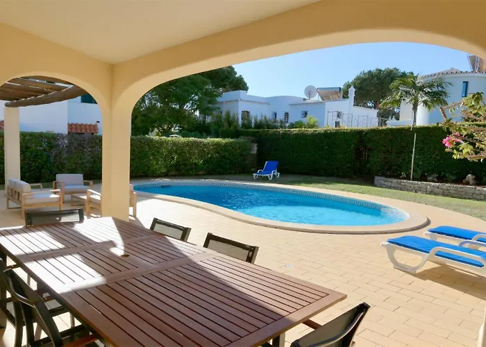 Den, Private Pool Villa, Sleeps 6 Adults And 2 Children, Cd 304 - Cleverdetails *
