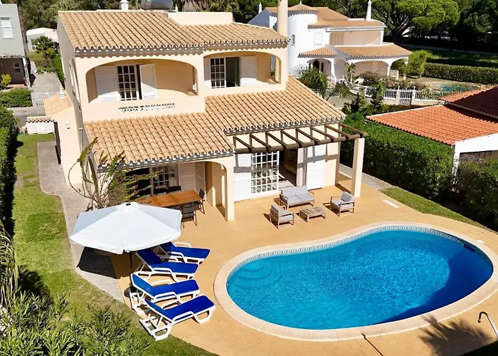 Den, Private Pool Villa, Sleeps 6 Adults And 2 Children, Cd 304 - Cleverdetails Villa Vilamoura