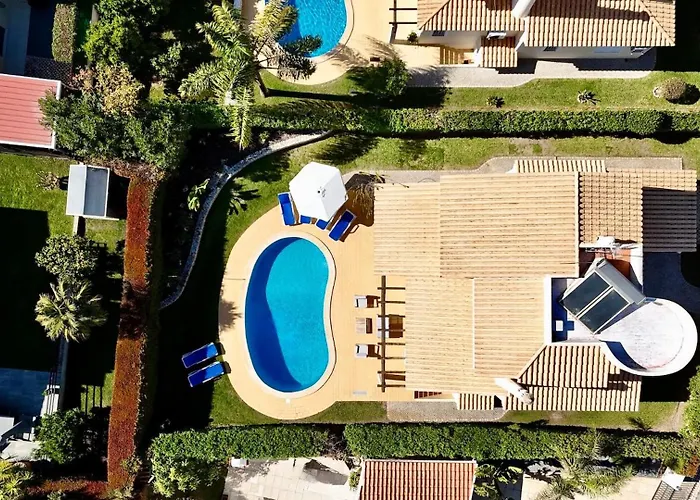 Den, Private Pool Villa, Sleeps 6 Adults And 2 Children, Cd 304 - Cleverdetails Villa Vilamoura