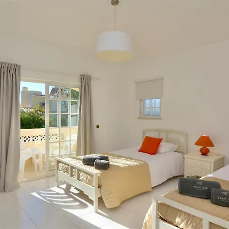 Den, Private Pool Villa, Sleeps 6 Adults And 2 Children, Cd 304 - Cleverdetails Βίλα *