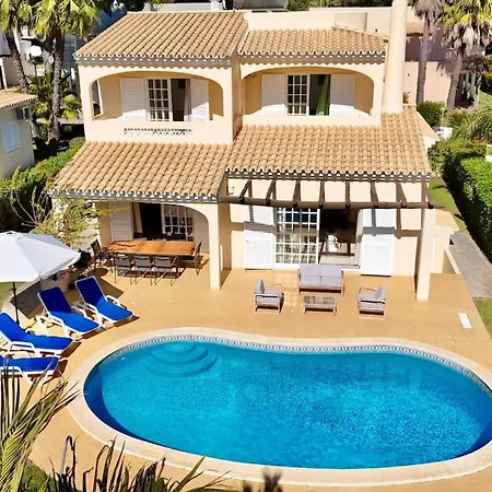 Den, Private Pool Villa, Sleeps 6 Adults And 2 Children, Cd 304 - Cleverdetails * Βιλαμούρα