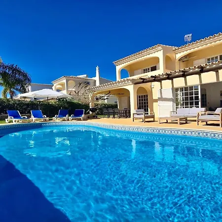 Den, Private Pool Villa, Sleeps 6 Adults And 2 Children, Cd 304 - Cleverdetails Βίλα Βιλαμούρα